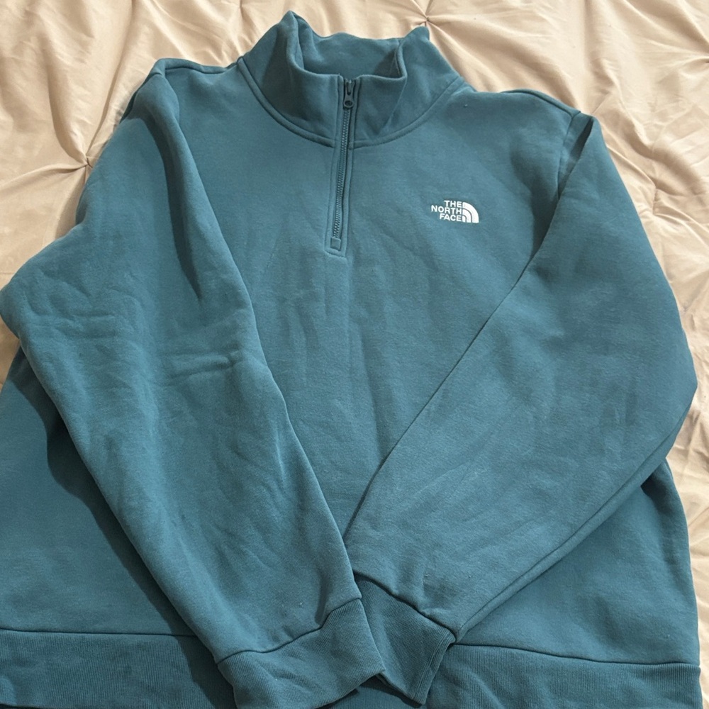 The North Face women’s  Teal Half-Zip Fleece Pullover